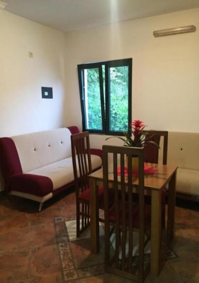 Villa Lutovac بودفا المظهر الخارجي الصورة