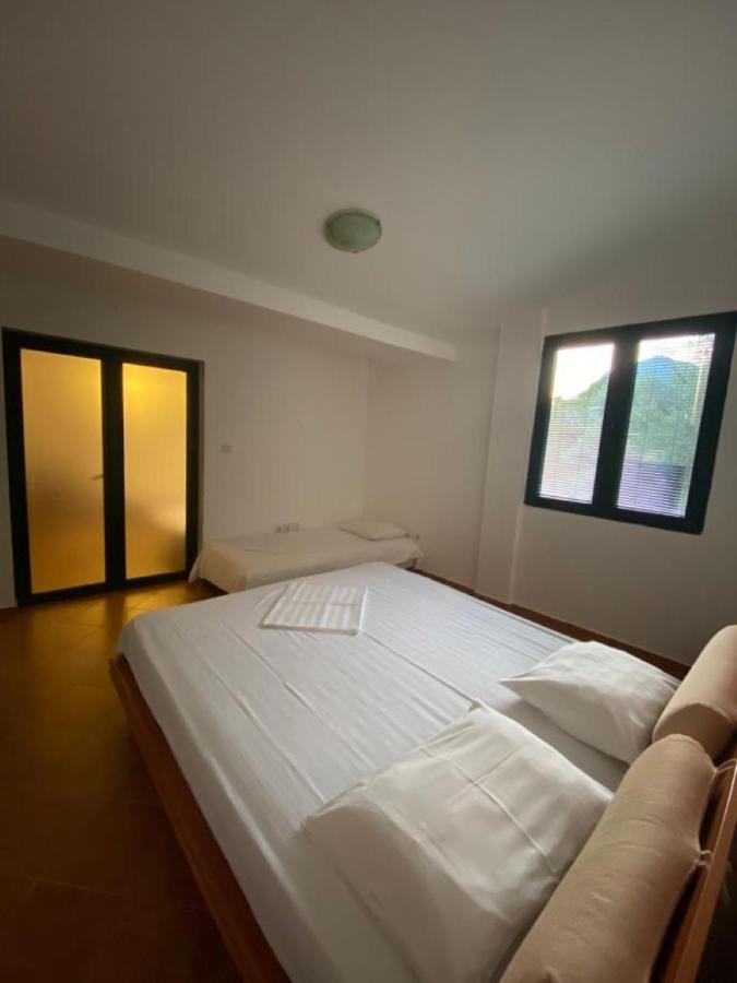 Villa Lutovac بودفا المظهر الخارجي الصورة