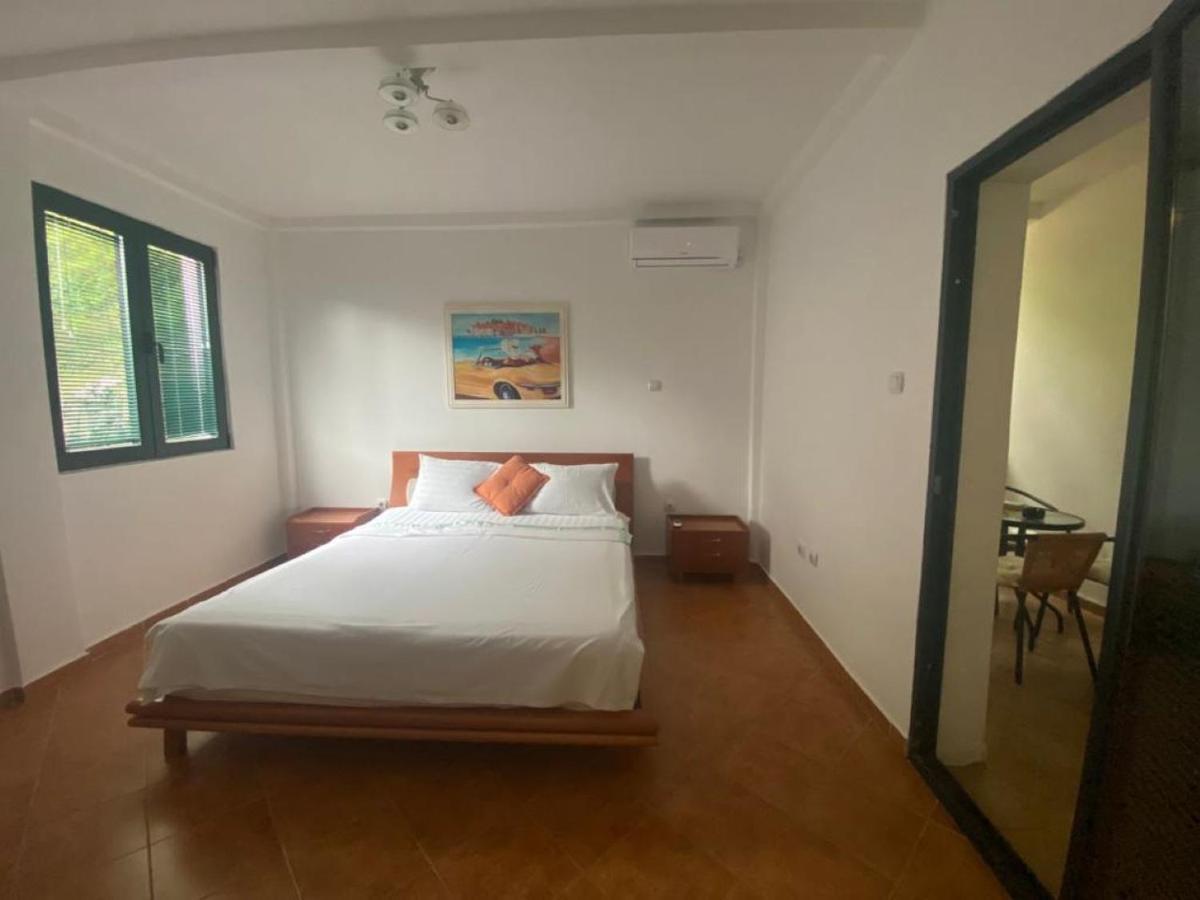 Villa Lutovac بودفا المظهر الخارجي الصورة