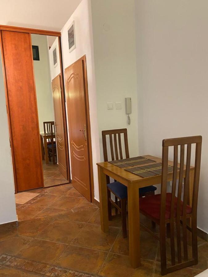 Villa Lutovac بودفا المظهر الخارجي الصورة