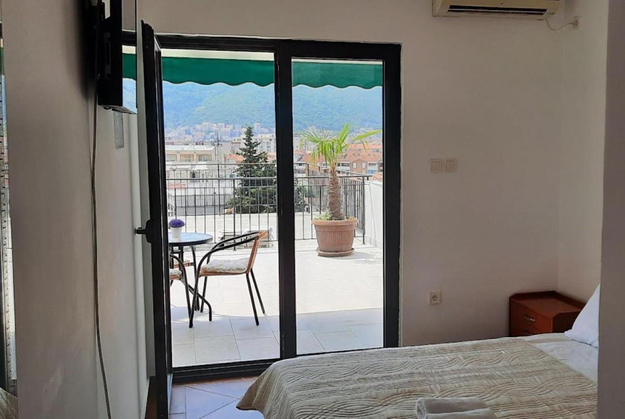 Villa Lutovac بودفا المظهر الخارجي الصورة