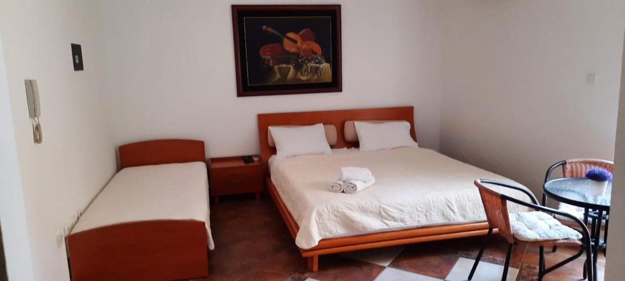 Villa Lutovac بودفا المظهر الخارجي الصورة