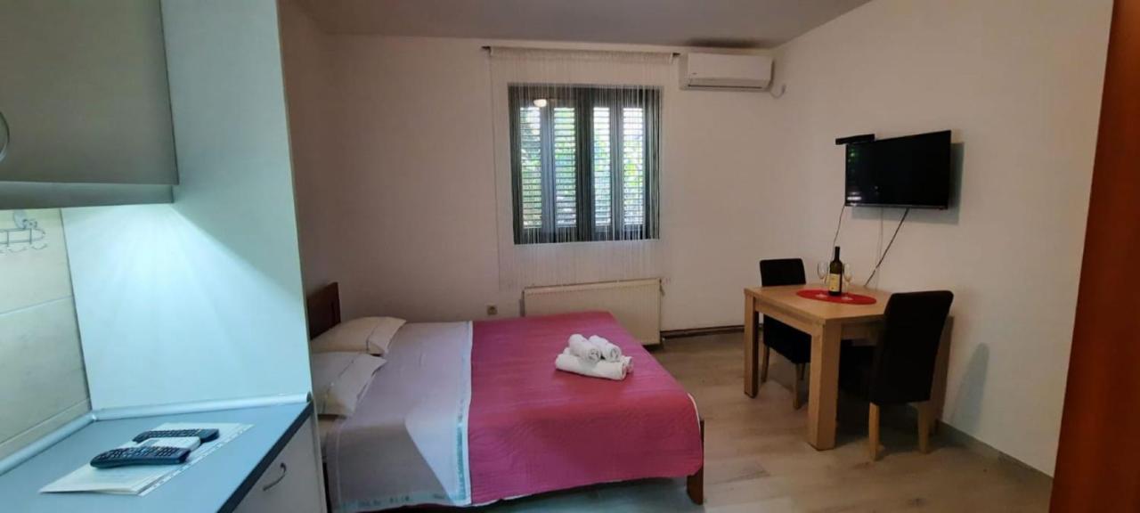 Villa Lutovac بودفا المظهر الخارجي الصورة
